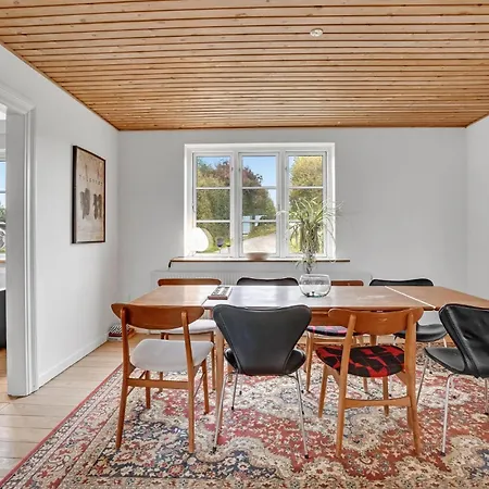 Σπίτι διακοπών In With House Sea View *